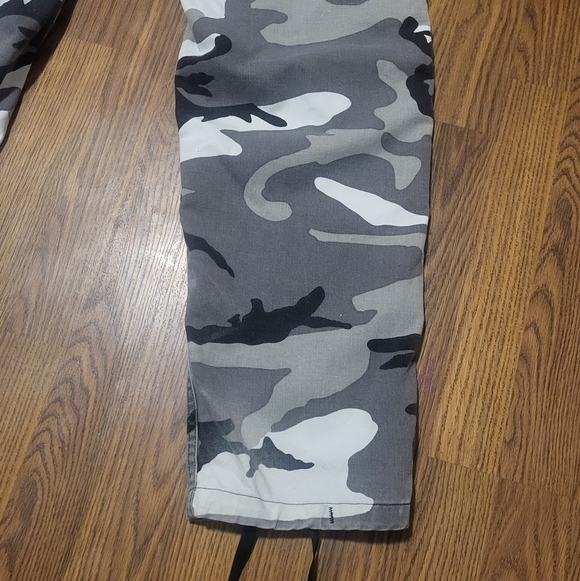 U.S. Army Hot Weather Woodland Camo BDU Combat Trousers Men’s W27 Military Style - Picture 8 of 10